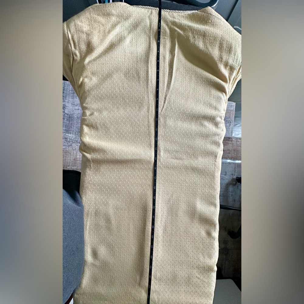 Giorgio Armani Elegant Cream Blazer - Picture 14 of 15